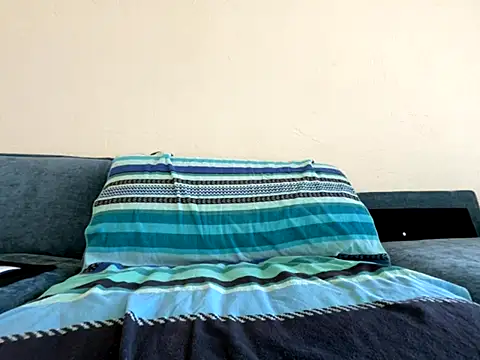 mouser21212 online show from October 2025 07:24:02 PM