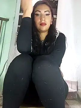 LucyStrike  online show from October 2025 10:10:01 PM