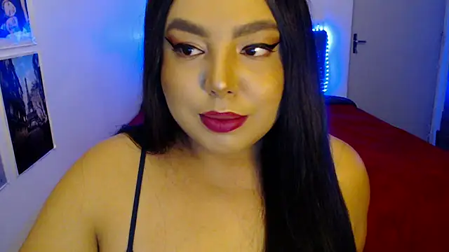 Snapshot of Internacionalist7 chatting on December 2024 11:00:01 PM Internacionalist7 online show from December 2024 11:00:01 PM