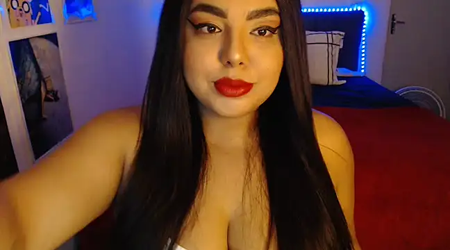 Snapshot of Internacionalist7 chatting on February 2025 10:58:01 PM Internacionalist7 online show from February 2025 10:58:01 PM