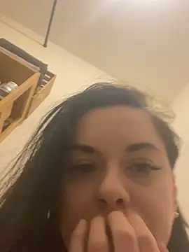 Luccreccia  online show from February 2026 09:16:01 AM