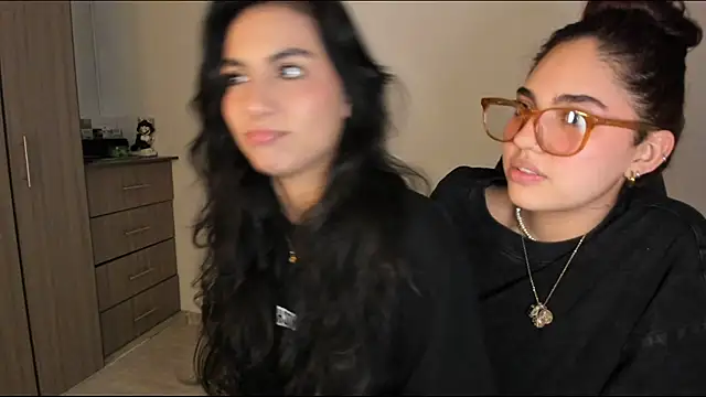 Dahian-peach online show from November 2025 05:35:02 AM