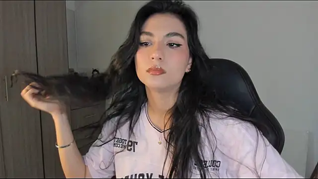 Dahian-peach online show from November 2025 06:18:02 AM