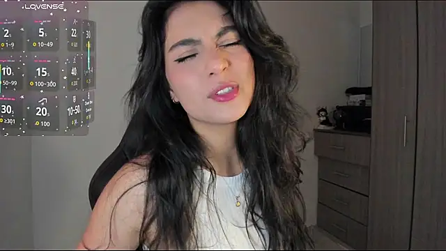 Dahian-peach online show from October 2025 09:38:02 PM