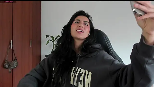 Dahian-peach online show from April 2026 07:58:02 PM