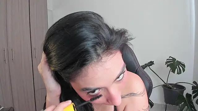 Dahian-peach online show from December 2025 07:40:02 PM