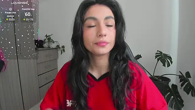 Dahian-peach online show from December 2025 05:15:02 PM