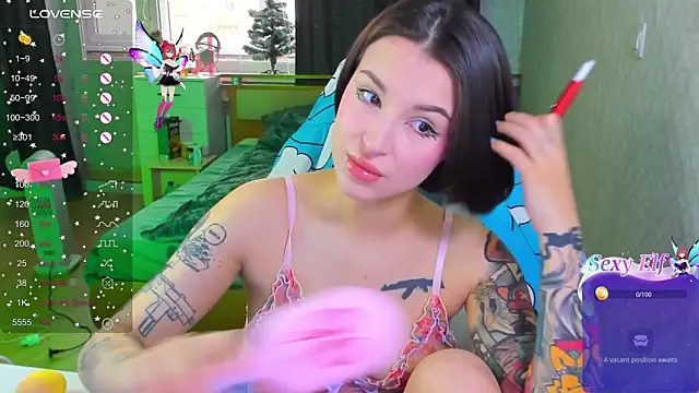 folinskayyya online show from December 2025 05:01:02 AM