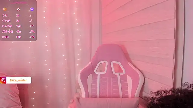 Snapshot of Alice_winter_ chatting on February 2026 06:14:01 PM Alice winter online show from February 2026 06:14:01 PM