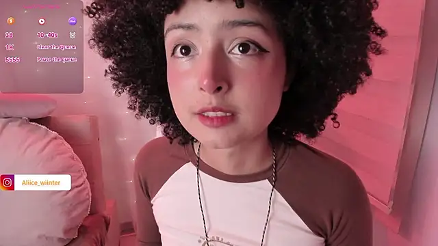 Snapshot of Alice_winter_ chatting on January 2026 08:26:02 PM Alice winter online show from January 2026 08:26:02 PM