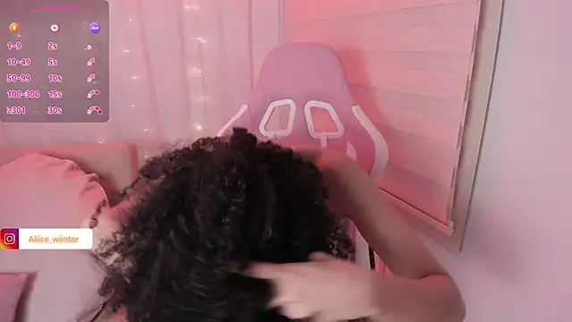 Alice winter  online show from March 2026 06:07:02 PM