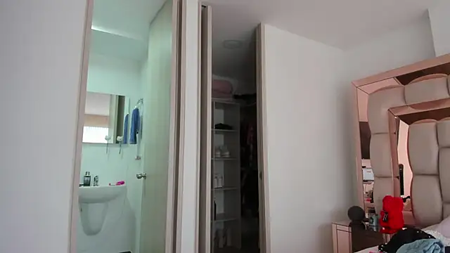 candy-sam28 online show from March 2025 06:46:01 PM