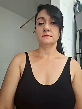 taalia online show from February 2025 08:38:02 PM