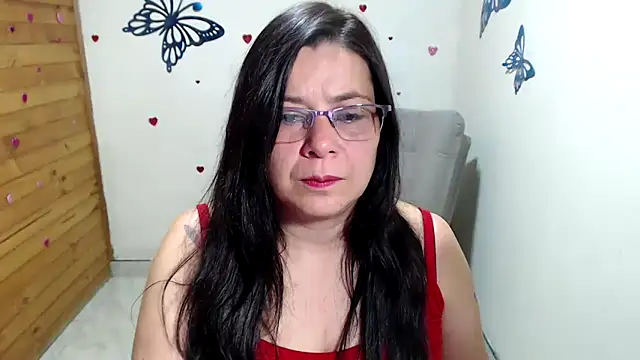 lilisa777 online show from November 2025 11:30:01 PM