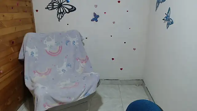 lilisa777 online show from June 2026 01:05:01 AM