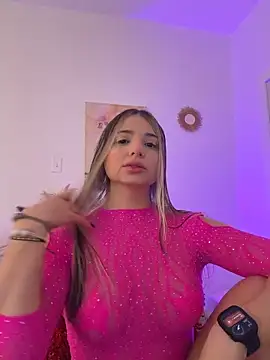 Ashleyjenner  online show from April 2026 01:40:01 PM