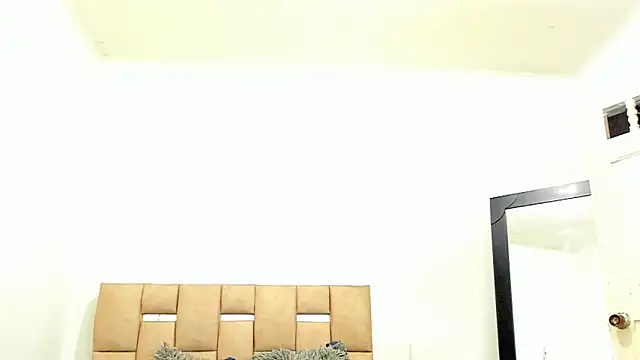 Alishagoddes online show from February 2026 01:11:02 PM