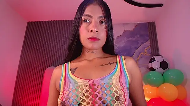 hot dione online show from June 2026 07:20:01 PM