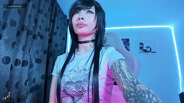 satanbabee online show from December 2025 11:33:02 PM