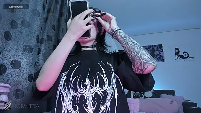 satanbabee online show from December 2025 10:37:02 PM