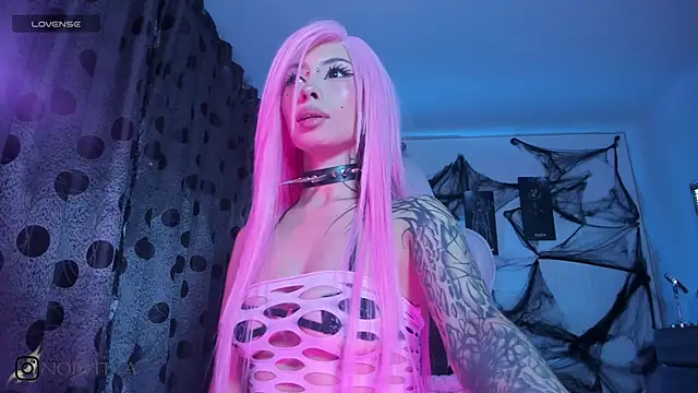 satanbabee online show from October 2025 12:55:01 AM