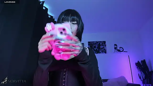 satanbabee online show from March 2026 10:17:02 PM