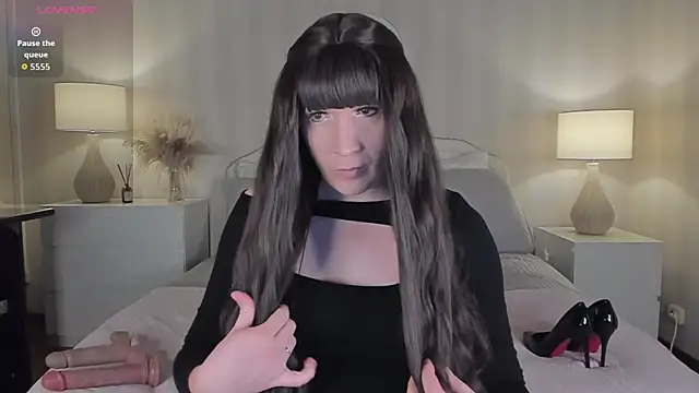 Snapshot of valeriasecret chatting on November 2025 08:57:01 PM valeriasecret online show from November 2025 08:57:01 PM