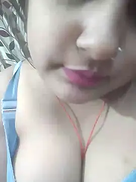 Snapshot of MohiniBhabhi chatting on December 2024 11:11:01 AM MohiniBhabhi online show from December 2024 11:11:01 AM