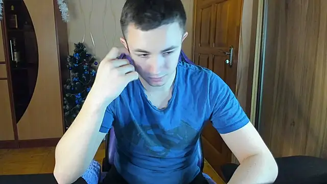 Snapshot of bigmark033 chatting on January 2025 01:03:01 PM bigmark033 online show from January 2025 01:03:01 PM