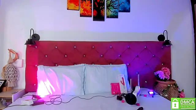 Ruth harvey  online show from December 2025 02:08:02 PM