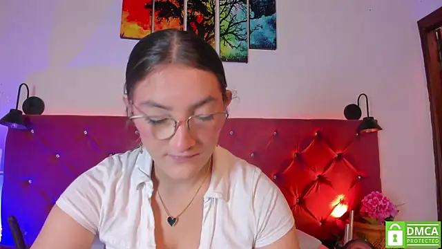Snapshot of Ruth_harvey_ chatting on June 2026 01:55:02 PM Ruth harvey online show from June 2026 01:55:02 PM