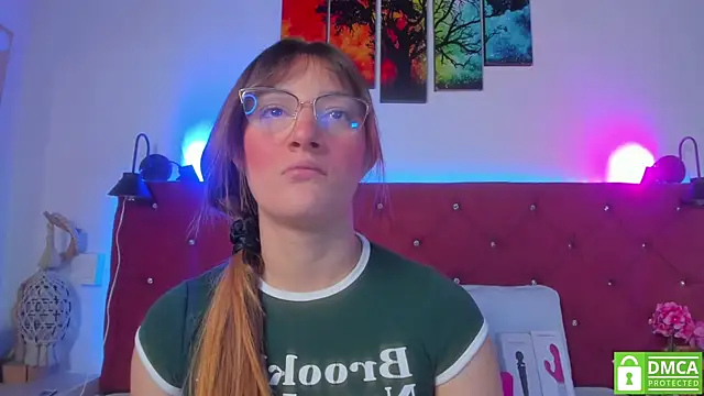 Ruth harvey  online show from November 2025 01:55:01 PM