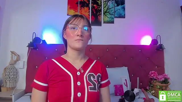 Ruth harvey  online show from November 2025 01:33:02 PM