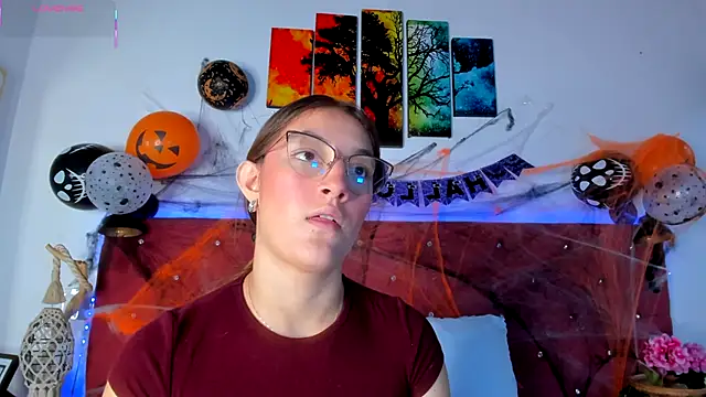 Ruth harvey  online show from October 2025 01:10:02 PM