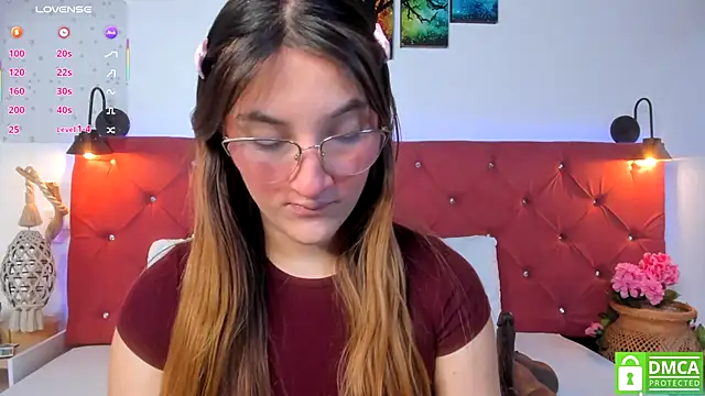 Ruth harvey  online show from November 2025 01:37:02 PM