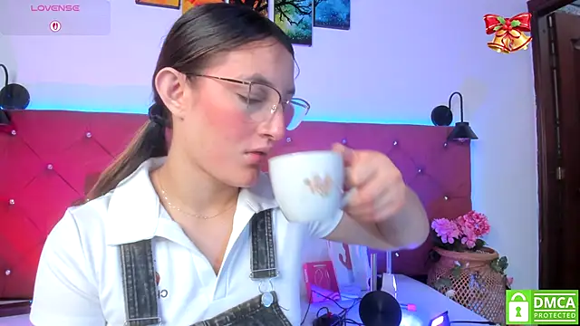 Ruth harvey  online show from December 2025 01:27:01 PM