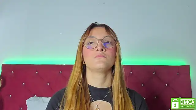 Snapshot of Ruth_harvey_ chatting on February 2025 11:36:02 AM Ruth harvey online show from February 2025 11:36:02 AM