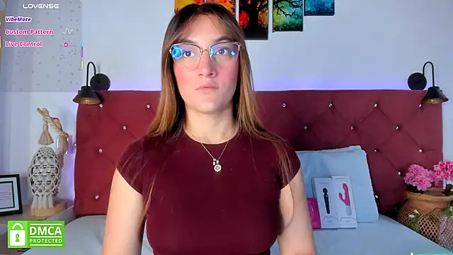 Ruth harvey  online show from November 2025 01:38:02 PM