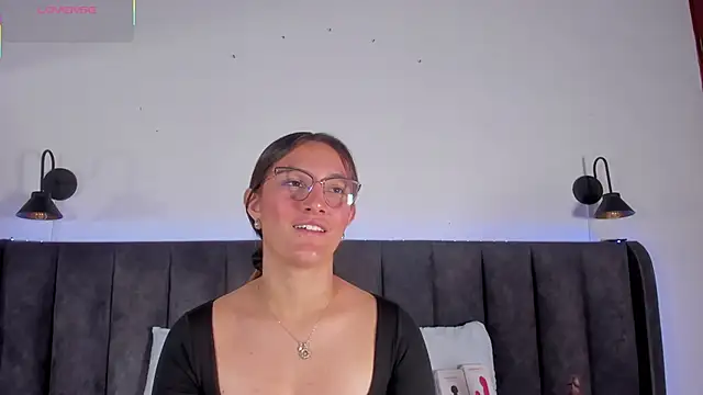 Snapshot of Ruth_harvey_ chatting on October 2025 04:04:02 AM Ruth harvey online show from October 2025 04:04:02 AM