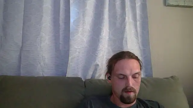 Snapshot of VitaminmanFL chatting on November 2025 09:59:01 PM VitaminmanFL online show from November 2025 09:59:01 PM