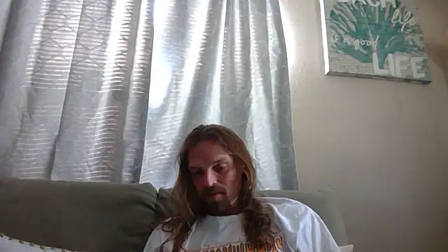 Snapshot of VitaminmanFL chatting on November 2025 03:07:02 PM VitaminmanFL online show from November 2025 03:07:02 PM