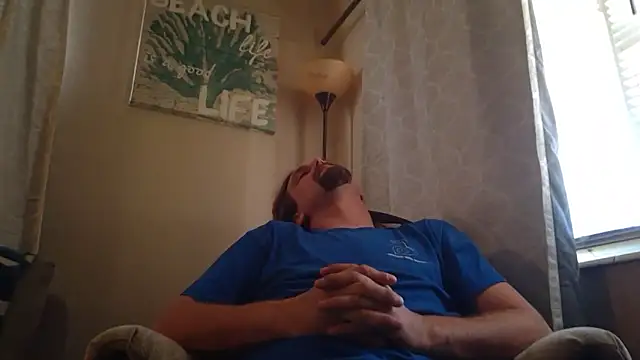 Snapshot of VitaminmanFL chatting on November 2025 06:33:01 PM VitaminmanFL online show from November 2025 06:33:01 PM