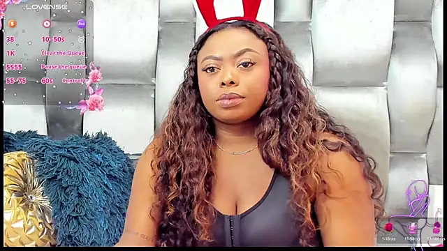 CamilaBenitez online show from December 2025 10:04:01 PM