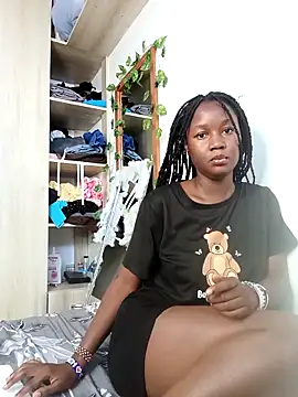 Snapshot of carenic chatting on February 2026 08:25:01 AM carenic online show from February 2026 08:25:01 AM