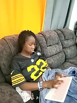 carenic online show from October 2025 05:56:01 PM