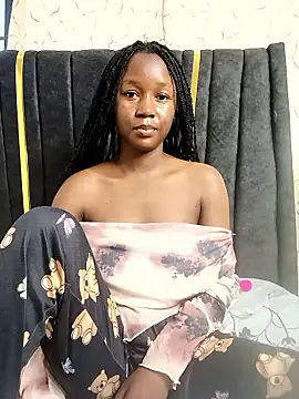 Snapshot of carenic chatting on February 2026 01:44:02 PM carenic online show from February 2026 01:44:02 PM