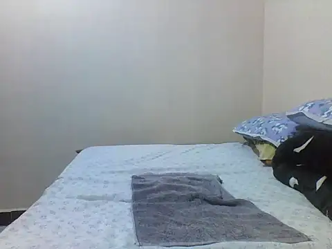 princess-cutie12 online show from October 2025 07:48:02 PM