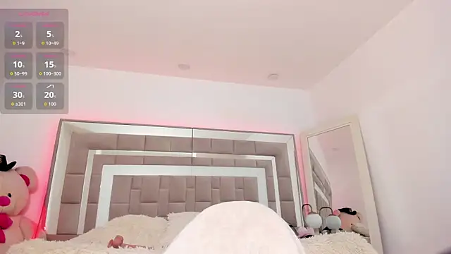 Nicolle foxy online show from September 2025 12:59:02 PM