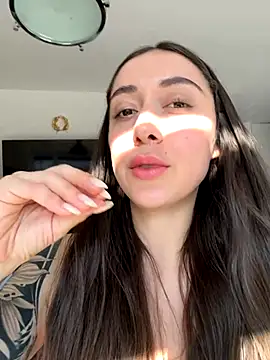 Snapshot of emiliasommer chatting on October 2025 01:02:01 PM emiliasommer online show from October 2025 01:02:01 PM