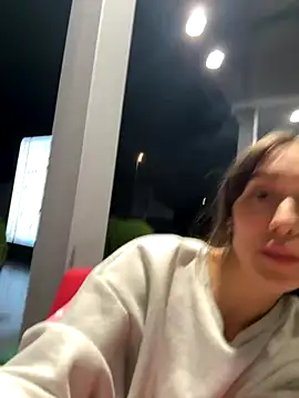 Snapshot of emiliasommer chatting on September 2025 08:27:01 PM emiliasommer online show from September 2025 08:27:01 PM